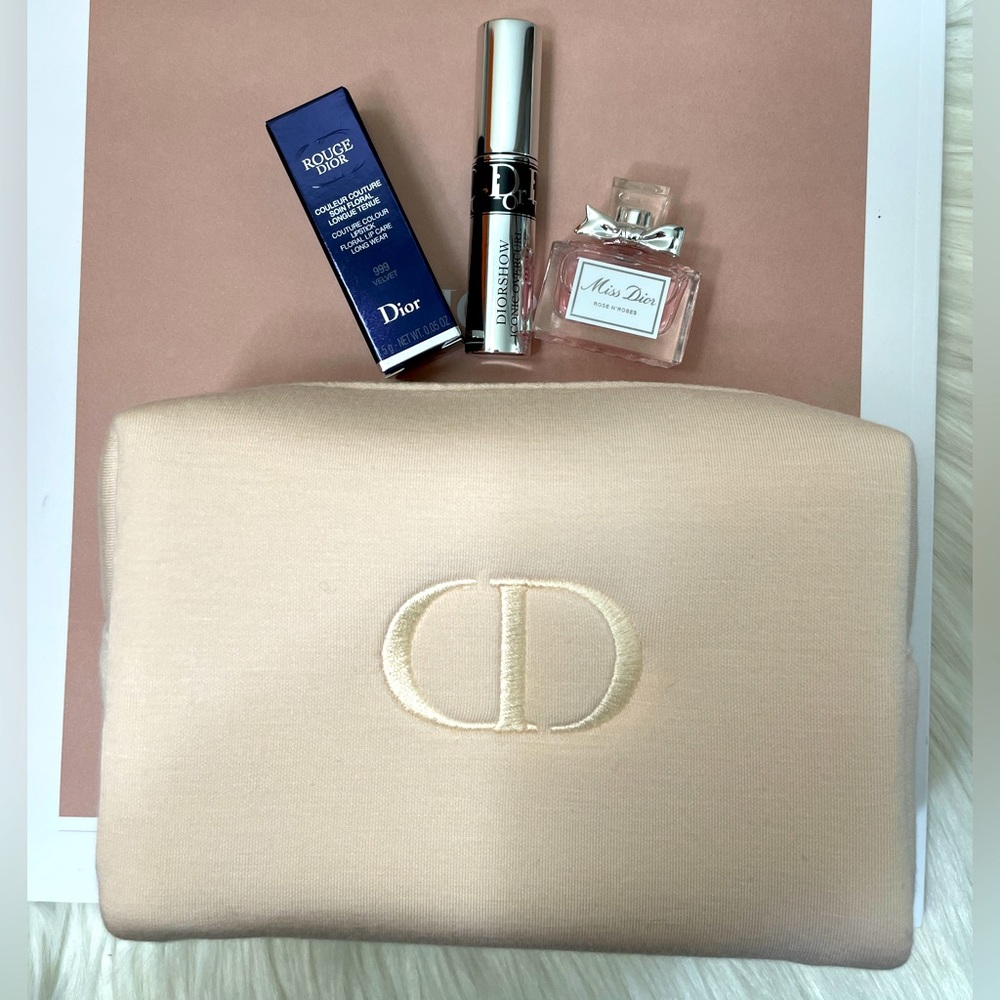 Pouch and mini cosmetics bundle